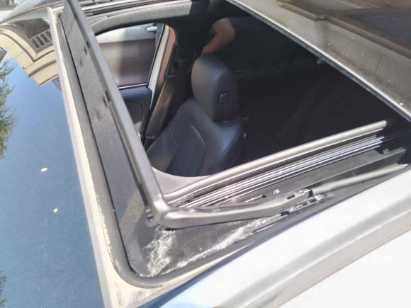 [无锡·苏B] 二手奔驰奔驰GLB2021款 GLB 200 时尚型