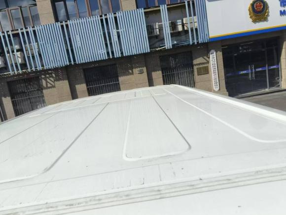 [宁波·浙B] 二手福特全顺T82024款 T8 2.0T柴油手动中轴中顶6座多功能版2/2/2