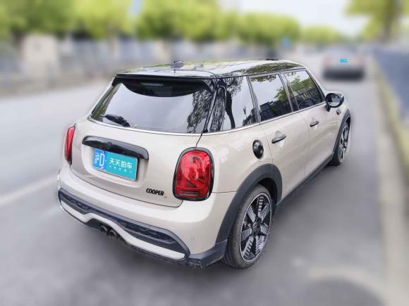 [上海·沪D] 二手MINIMINI2023款 2.0T COOPER S 艺术家 五门版
