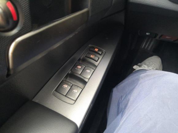 [南京·苏A] 二手双龙爱腾2011款 2.0T 四驱精英柴油版