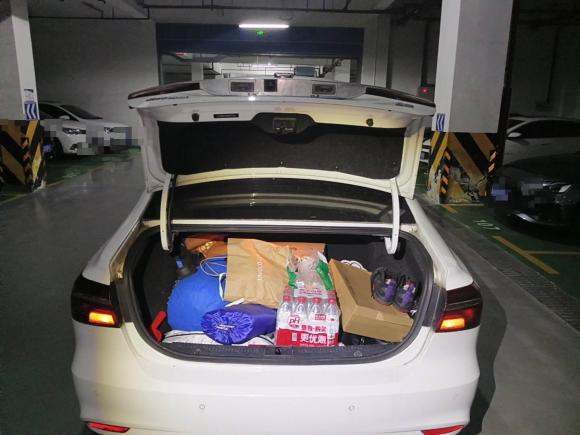 [杭州·陕A] 二手荣威荣威i62017款 20T 手动豪华版