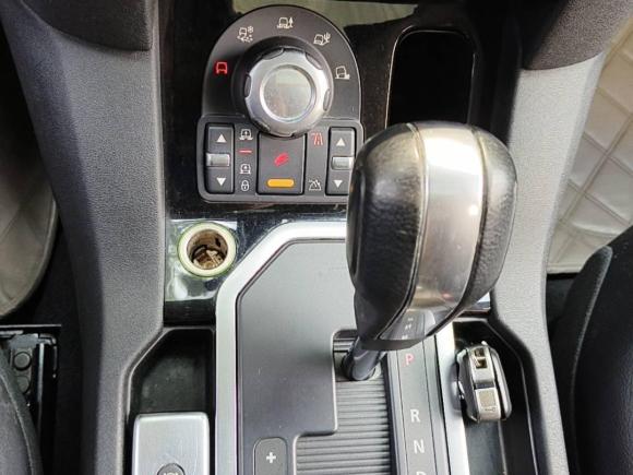 [上海·沪A] 二手路虎发现2010款 3.0TDV6 HSE 柴油版