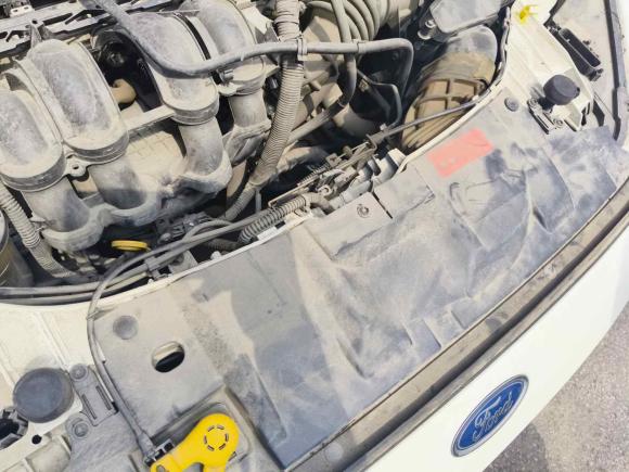 [南京·苏A] 二手福特福克斯2015款 三厢 1.6L 自动风尚型