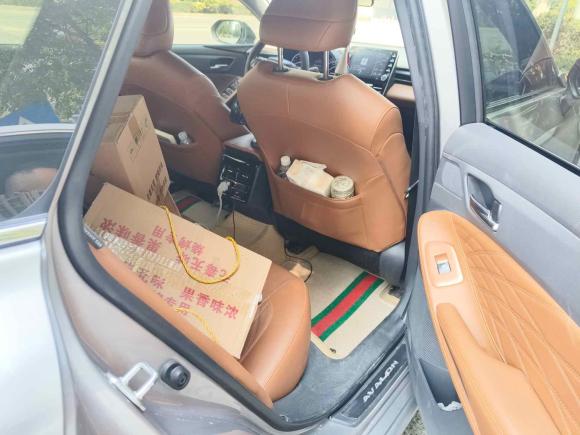 [西安·陕U] 二手丰田亚洲龙2019款 2.5L Touring尊贵版 国VI