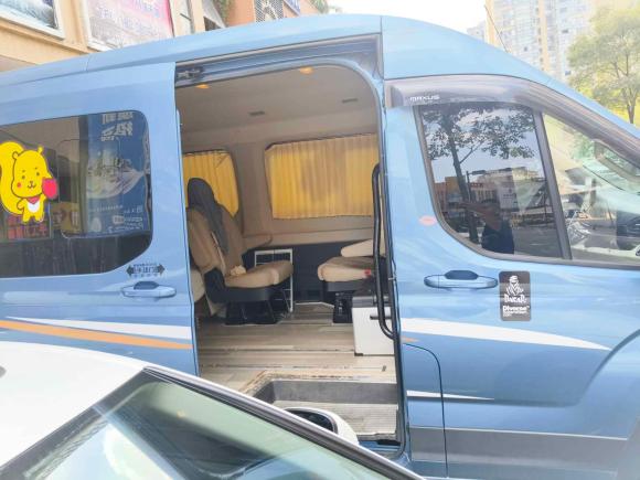 [成都·川A] 二手上汽大通MAXUS新途V902019款 2.0T手动智达后驱单胎长轴高顶9座