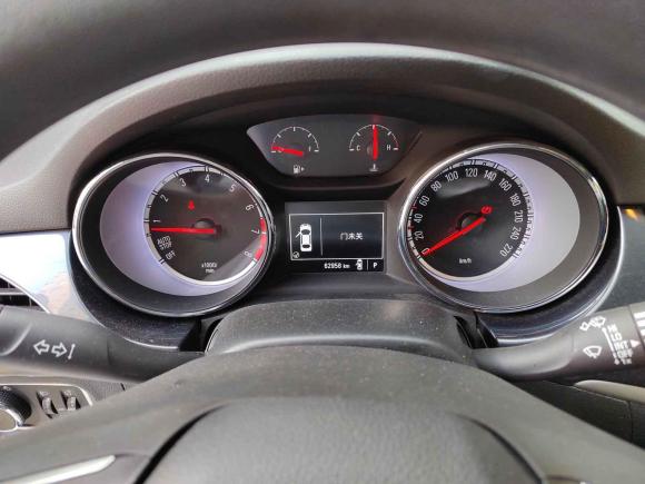 [上海·沪C] 二手别克威朗2016款 两厢 15S 自动领先型