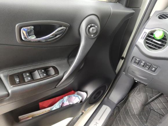 [广州·粤A] 二手雷诺科雷傲2013款 2.5L 两驱舒适版