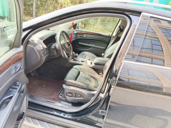 [杭州·浙B] 二手凯迪拉克凯迪拉克SRX2014款 3.0L 精英型