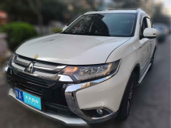 [西安·陕A] 三菱欧蓝德2018款 2.4L 四驱豪华版 7座