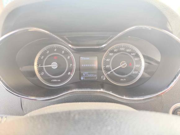 [青岛·鲁B] 二手宝骏宝骏5602016款 1.8L iAMT豪华型