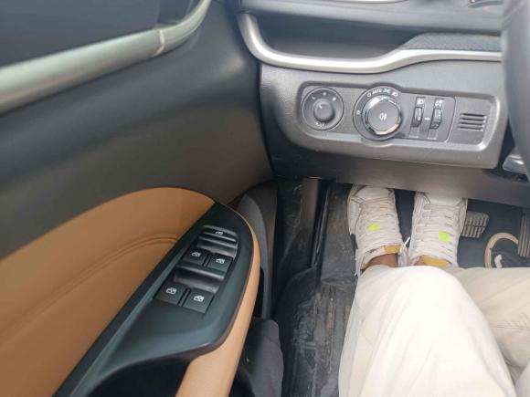 [武汉·鄂A] 二手别克阅朗2018款 18T 自动旗舰型