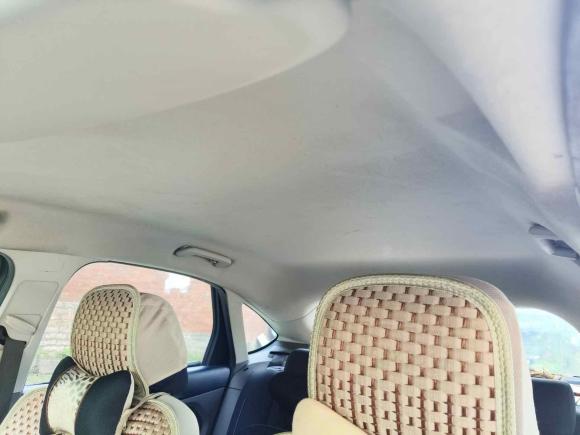 [佛山·粤X] 二手福特福克斯2013款 两厢经典 1.8L 自动基本型