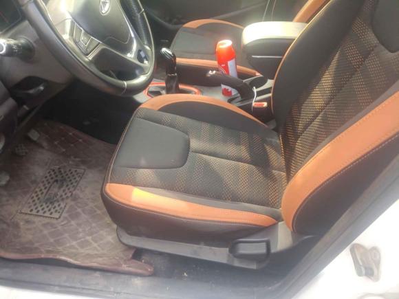 [青岛·鲁B] 二手奇瑞瑞虎3x2017款 1.5L 手动都市领先版