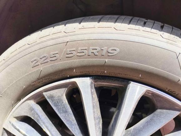 [西安·陕U] 二手丰田威飒2023款 2.0L CVT两驱尊贵版