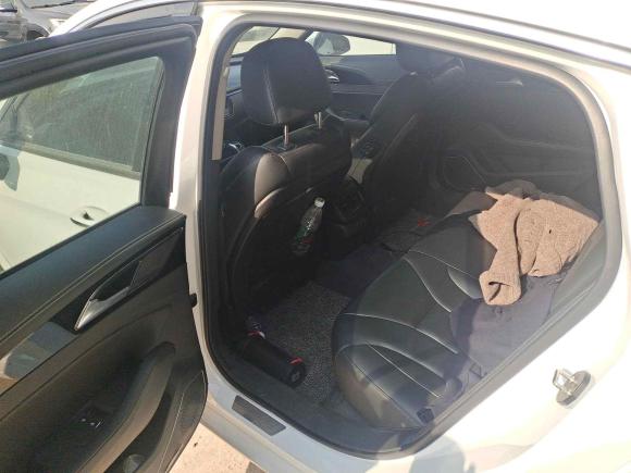 [南通·苏E] 二手红旗红旗H52018款 30TD 智联享动60周年纪念版