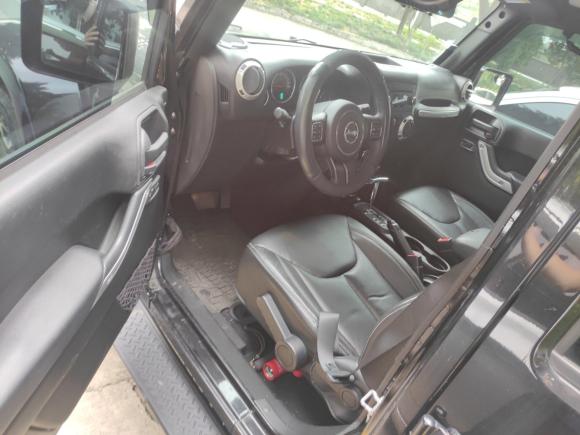 [温州·浙C] 二手Jeep牧马人2017款 3.0L Sahara 四门舒享版