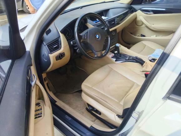 [上海·沪B] 二手宝马宝马X12010款 xDrive25i