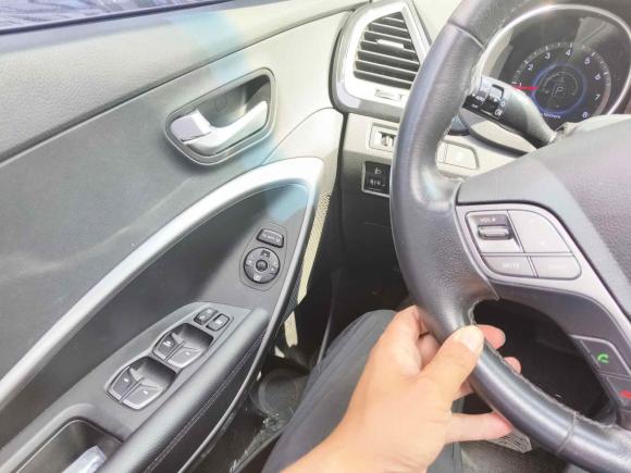 [苏州·苏E] 二手现代胜达2013款 2.4L 自动两驱智能型