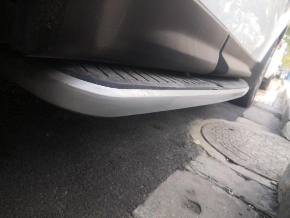 [南京·苏A] 二手路虎揽胜运动版2010款 5.0 SC V8 HSE