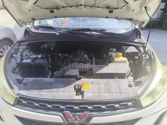 [宁波·浙B] 二手五菱汽车五菱宏光S32019款 1.5L 手动标准型 国VI