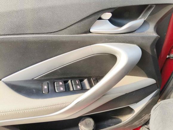 [广州·粤H] 二手宝骏宝骏5102017款 1.5L 手动时尚型