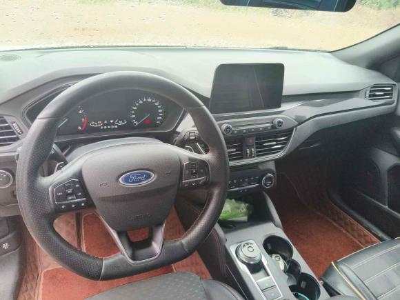 [义乌·浙G] 二手福特福克斯2019款 三厢 EcoBoost 180 自动ST Line