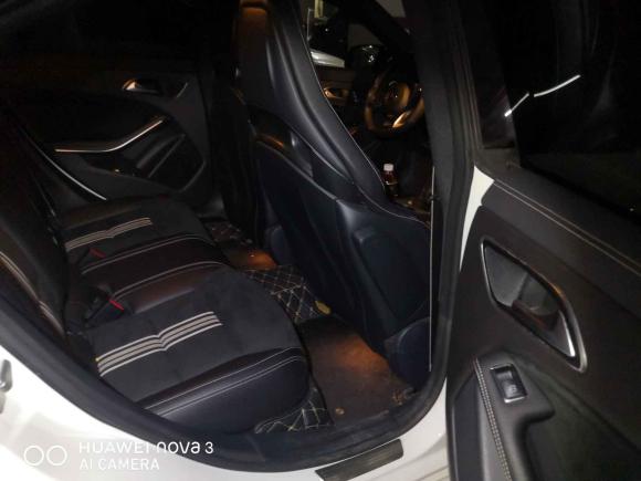 [上海·沪D] 二手奔驰奔驰CLA2017款 CLA 220 4MATIC 极地限量版