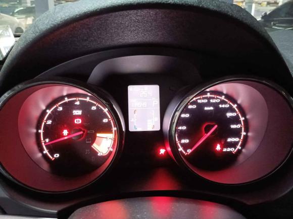 [南京·苏A] 二手名爵名爵52012款 1.5L 自动豪华版