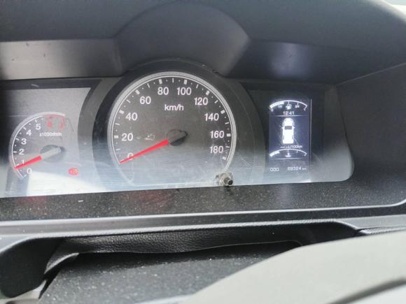 [无锡·苏U] 二手金龙凯锐浩克2021款 2.0L畅运标准6座平顶1TZS