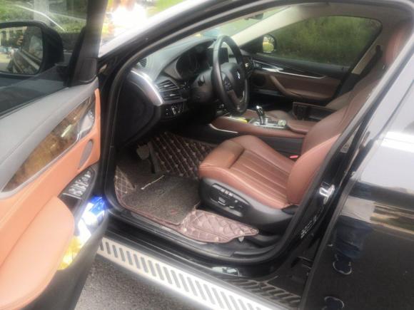 [南通·苏F] 二手宝马宝马X62017款 xDrive28i