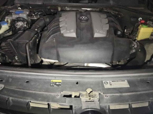 [西安·陕A] 二手大众途锐2011款 3.0TDI 柴油舒适型