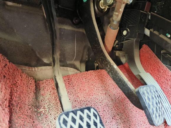 [青岛·鲁B] 二手宝骏宝骏310W2017款 1.5L 手动时尚型 国VI