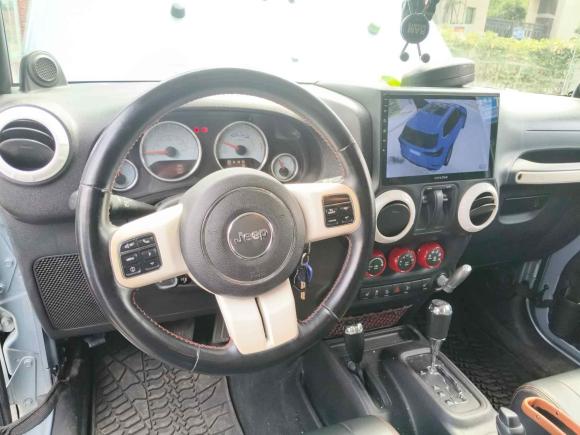 [成都·川G] 二手Jeep牧马人2012款 3.6L Sahara 极地版