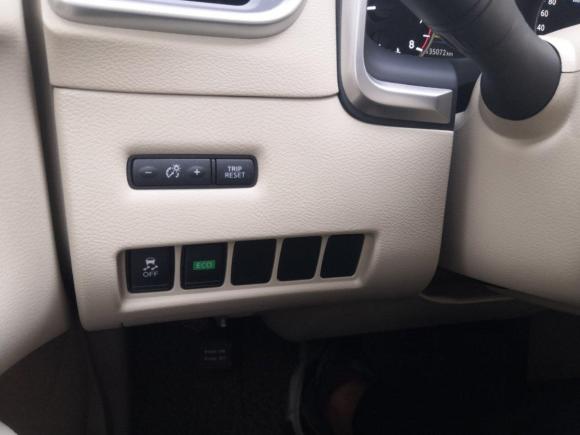 [广州·粤A] 二手日产楼兰2017款 2.5L XL 两驱智尚版