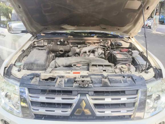 [苏州·苏U] 二手三菱帕杰罗2011款 3.0L 精英版