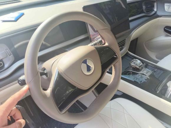 [成都·陕A] 二手腾势腾势D92022款 DM-i 970 四驱旗舰型