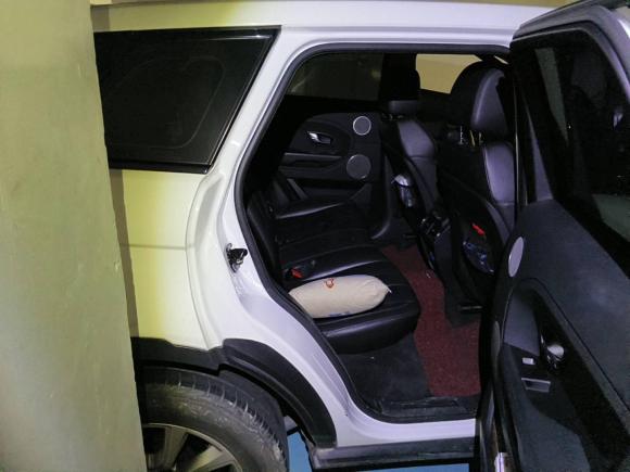 [佛山·粤E] 二手路虎揽胜极光2015款 2.0T 五门风尚版