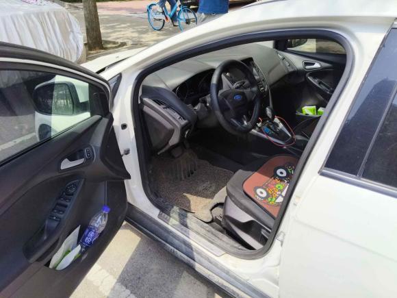 [北京·京Q] 二手福特福克斯2015款 两厢 1.6L 自动舒适型