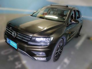 8万公里 上海大众 途观 2015款 1.8tsi 自动两驱豪华型.