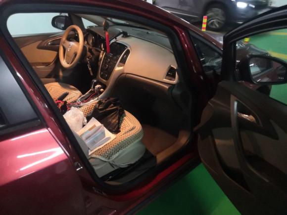 [上海·苏K] 二手别克英朗2013款 GT 1.6L 自动时尚版