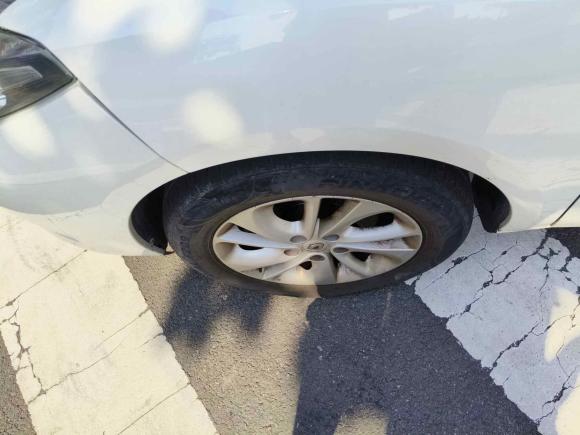 [青岛·浙J] 二手雷诺风朗2015款 2.0L 标准版