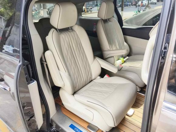 [成都·川A] 二手别克别克GL82022款 陆上公务舱 652T 豪华型