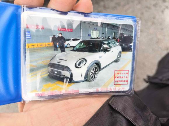 [上海·沪D] 二手MINIMINI2023款 2.0T COOPER S 艺术家 五门版