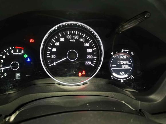 [武汉·鄂A] 二手本田缤智2015款 1.5L CVT两驱舒适型