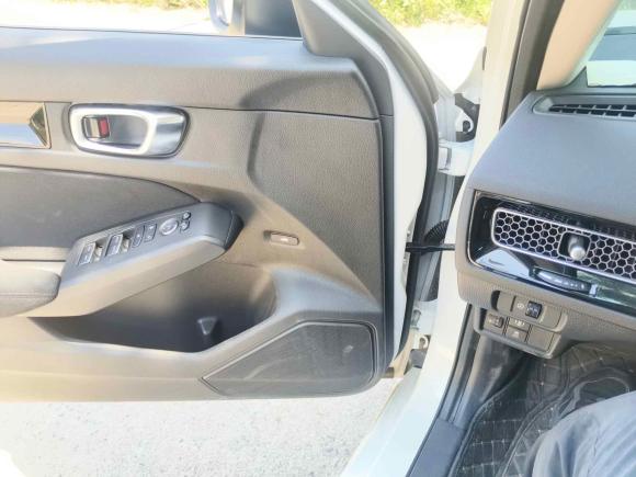 [上海·鲁W] 二手本田思域2023款 240TURBO CVT劲势版