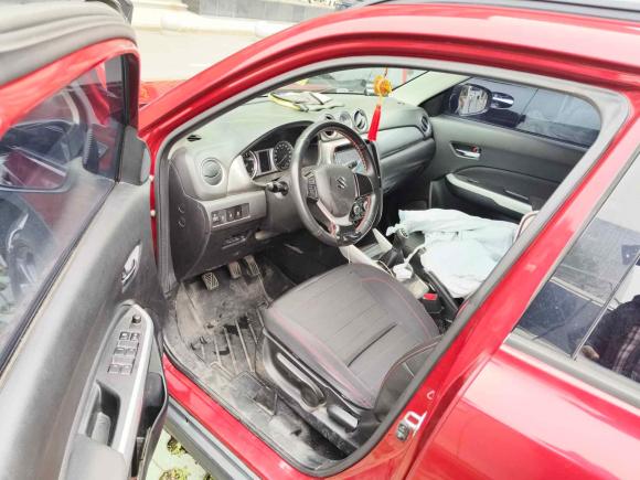 [武汉·鄂A] 二手铃木维特拉2016款 1.6L 手动两驱进取型