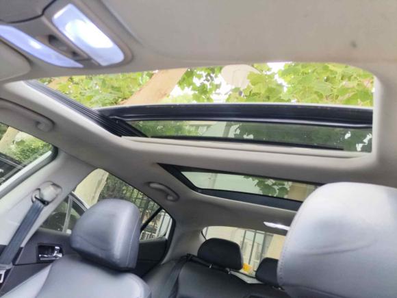 [济南·鲁A] 二手起亚起亚K52014款 2.0L 自动LUXURY