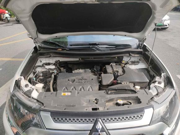 [南京·苏A] 二手三菱欧蓝德2019款 2.4L 四驱致享版 7座 国VI