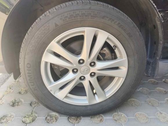 [北京·京N] 二手现代胜达经典2010款 2.4 至尊版 七座四驱