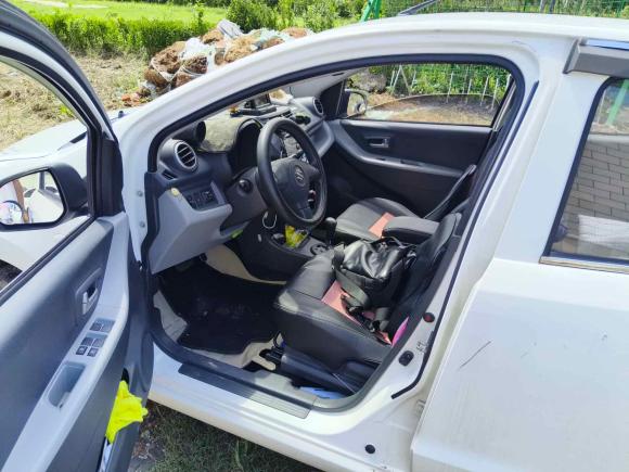 [上海·黑D] 二手铃木奥拓2013款 1.0L 自动豪华型